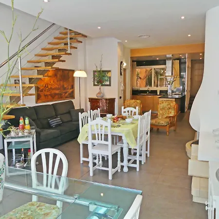 Mon Repos Vakantiehuis Colera