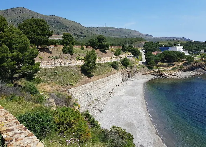 Mon Repos. بيت للعطل كولرا